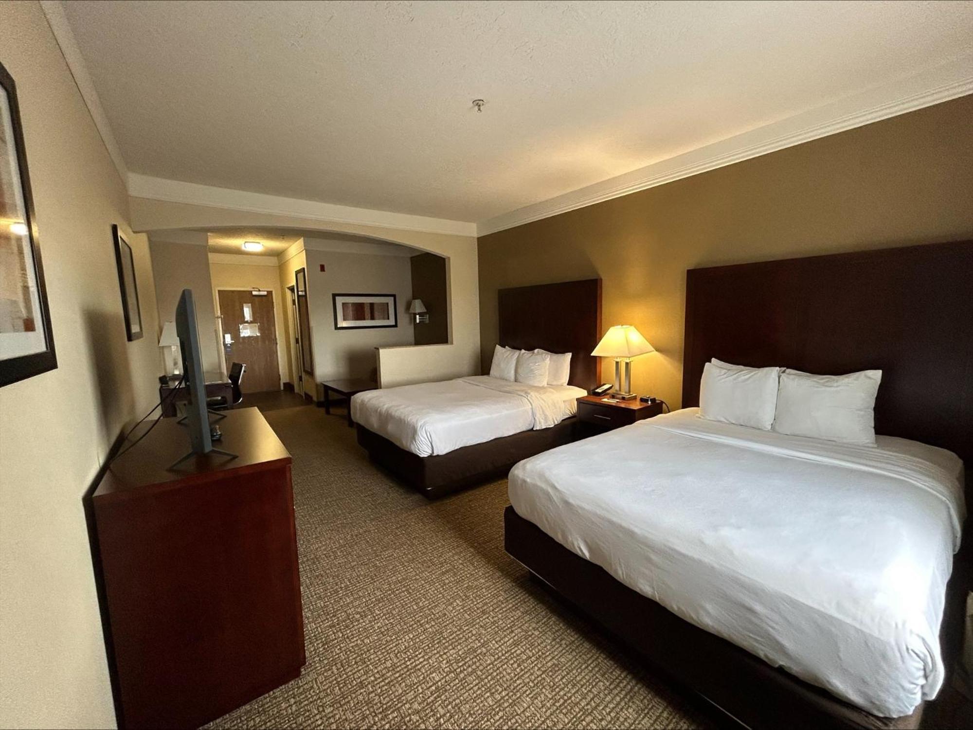 Comfort Linn County Fairground And Expo 3*